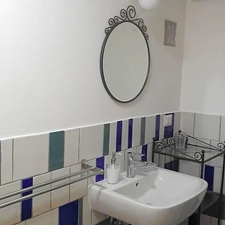 Alchimia Napoletana Bed & Breakfast Naples