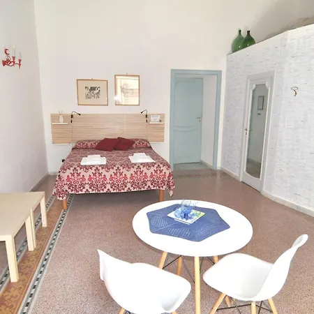 Alchimia Napoletana Bed & Breakfast Naples